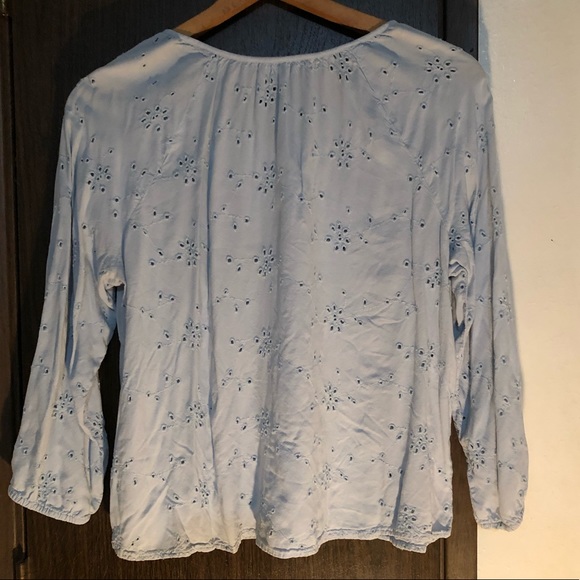 Women’s Sonoma baby blue eyelet blouse - Picture 3 of 3